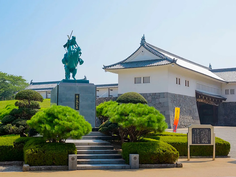 霞城公園