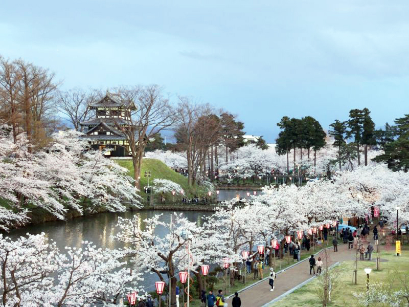 高田城址公園