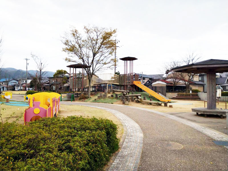 霞ヶ城公園