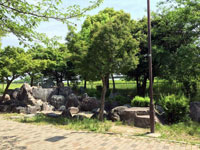 久世橋西詰公園