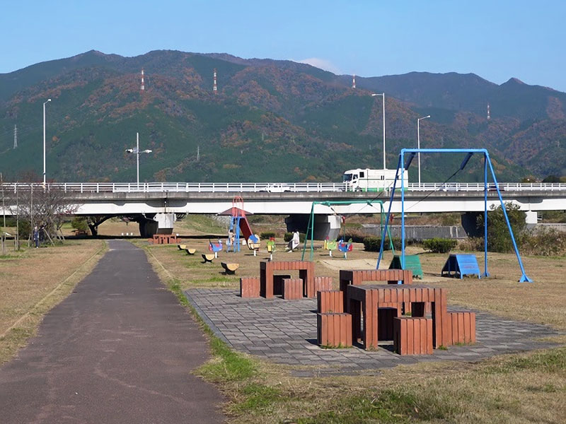 重信川樋口公園