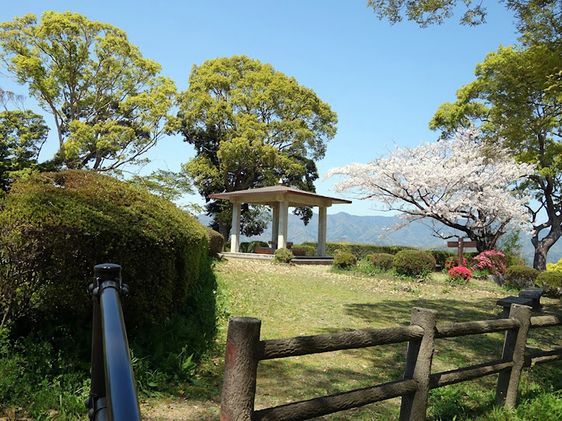 濃霞山公園